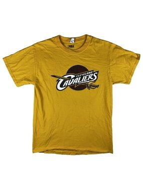 NBA Cleveland Cavaliers Basketball King LeBron James Medium Yellow Tshirt Fan